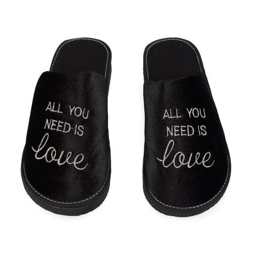 PANTUFLA BORDADA LOVE MUJER SUPER COMODA ORIGINAL PANDA 124