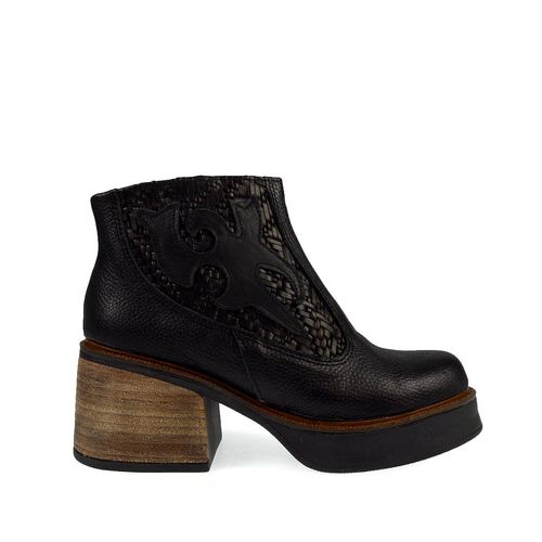 BOTA DE CUERO CORTA MUJER PIAVITTELLI DAKOTA