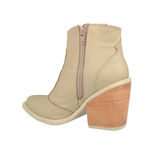 BOTINETA TEXANA MUJER CUERO TACO 9CM CARMELA PIAVITTELLI