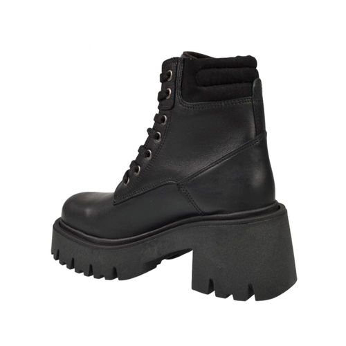 Borcego moda Savage Moia 520