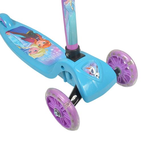 Monopatin con protección frozen