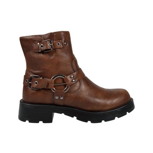Bota con hebillas Miss Paz 570